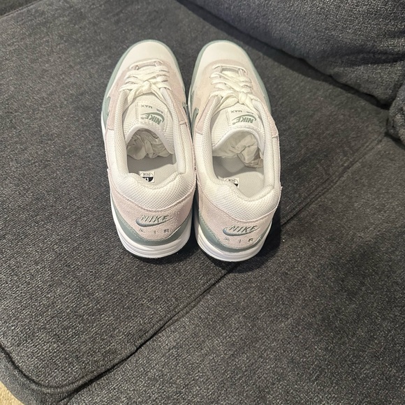 Nike Air Max 1 - Picture 4 of 4